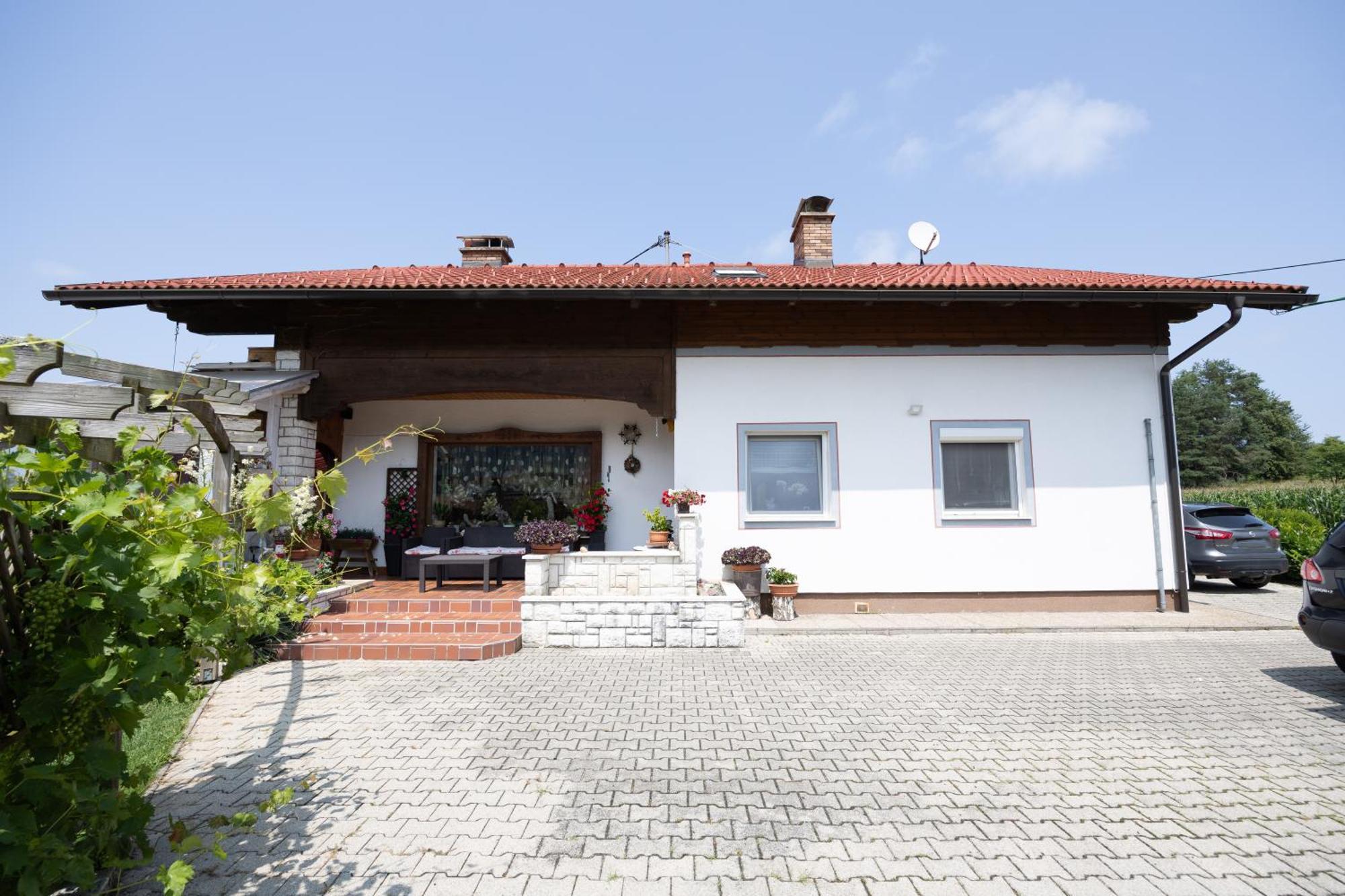 Christis Apartments Eberndorf ภายนอก รูปภาพ
